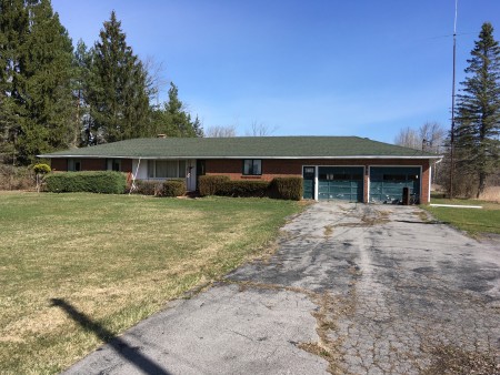 12342 Lesswing Rd in Alden For Sale By Owner