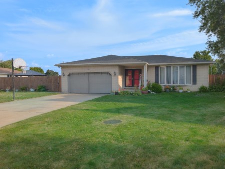 190 Lexington Grn in West Seneca For Sale By Owner